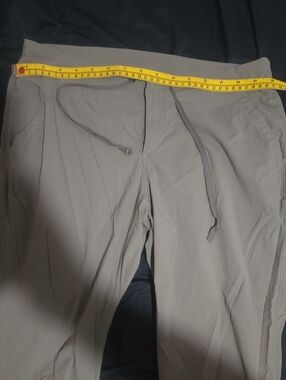 Women's Drawstring And Snap Closure Hiking Pants - Khaki